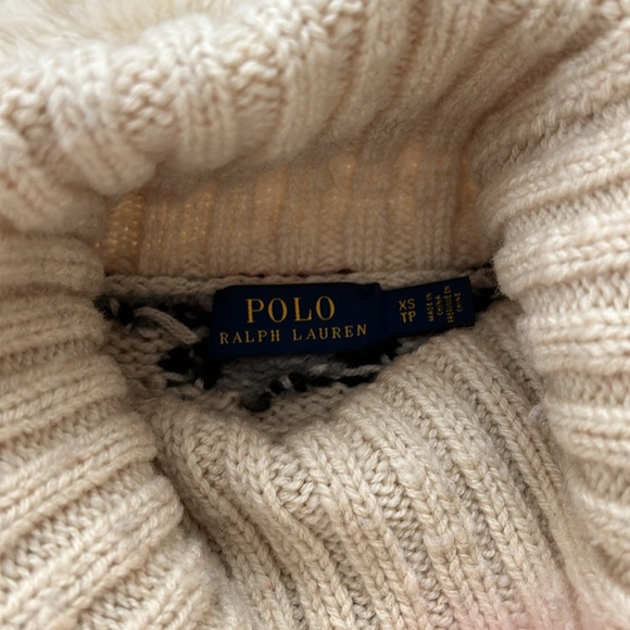 Beautiful Polo Ralph Lauren Southwestern handknit sweater EUC - Picture 4 of 4